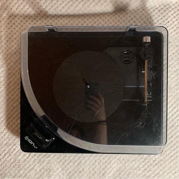 Ion iLP record player! - Picture 2 of 14